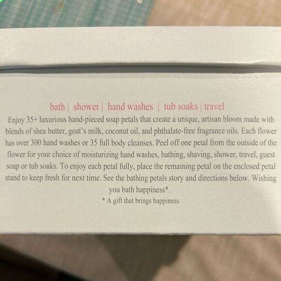 Flower Petal Soap - Picture 3 of 4